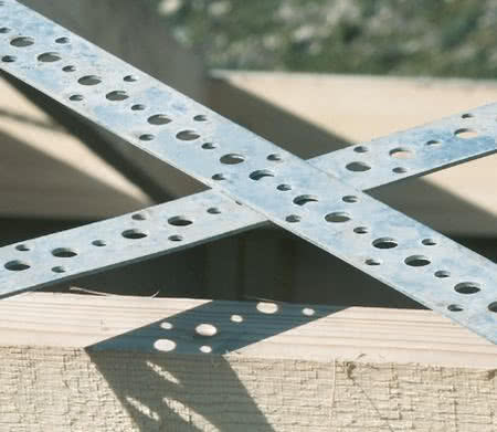 Stężenia wiatrowe, taśmy perforowane