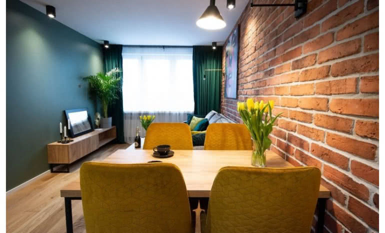 Jak ułożyć płytki Stara Cegła od Elkamino Dom?