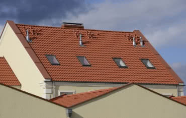 Zalety dachówek cementowych