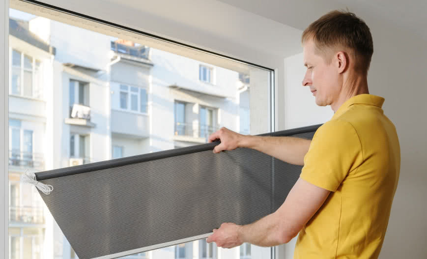 Jak zamontować rolety wewnętrzne?