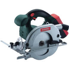 Akumulatorowa ręczna pilarka tarczowa KSA 18