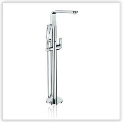 Veris - jednouchwytowa bateria wannowa