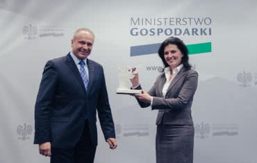 Orzeł Polskiej Stolarki dla Wiceminister Ilony Antoniszyn-Klik