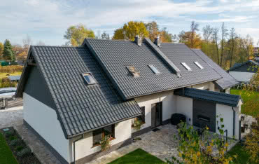 Jak dobrać kolor dachu z blachy do stylu domu i otoczenia?