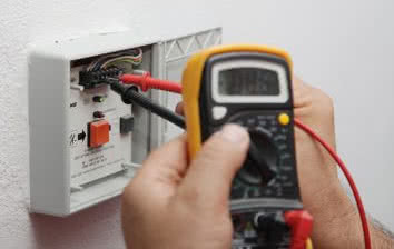 Jak dbać o system oddymiania?