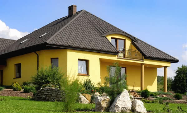 Blachodachówka jako pokrycie dachów stromych