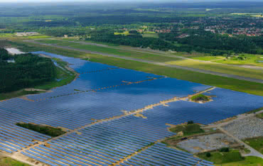 Pod Berlinem powstaje największa elektrownia słoneczna w Europie