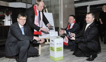 Superdekarze wspierają akcję "Zielona Stopa Filantropa"