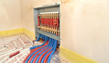 Jaki rozdzielacz do podłogówki wybrać? Analiza systemu FERRO F-Comfort