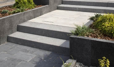 Schody do ogrodu - jakie wybrać?