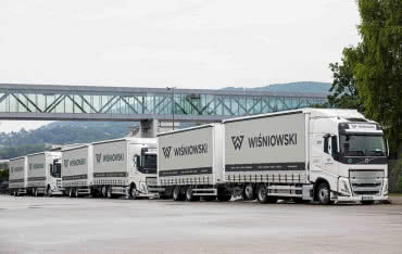 WIŚNIOWSKI rozbudowuje flotę - nowe ciężarówki na polskich i zagranicznych drogach