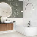 Nowoczesna łazienka bez sterylnej bieli: pastele, roślinne motywy i armatura gun metal
