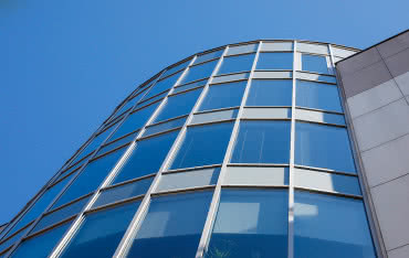 Gięcie profili aluminiowych - porady i wskazówki dla profesjonalistów