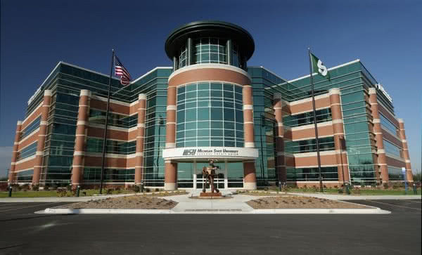 Mniejsza energochłonność budynku - wyższa punktacja w certyfikacji LEED