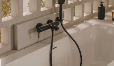 Ona - seria niepowtarzalnych kolorowych baterii