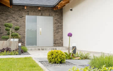 7 najczęściej zadawanych pytań w Google o drzwi wejściowe