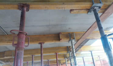 Klawiszowanie stropów – jakie są przyczyny tego zjawiska?