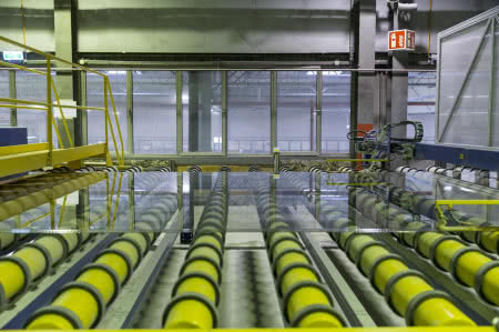 Zmodernizowana linia produkcji szkła float w hucie Saint-Gobain w Dąbrowie Górniczej.