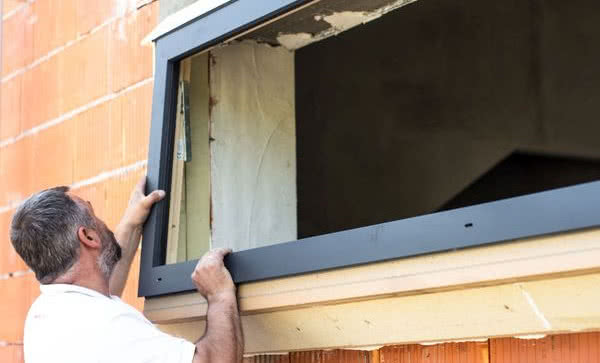 "Ciepły montaż" okien: czy warto?