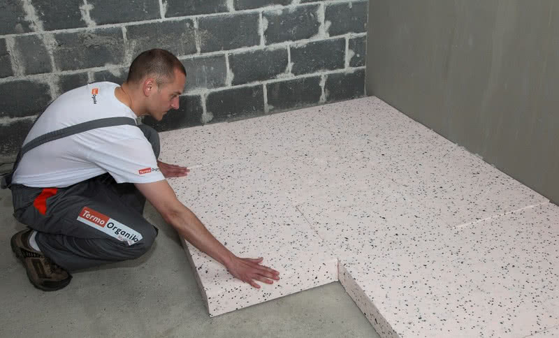 Triki ograniczające zużycie energii potrzebnej do ogrzania domu