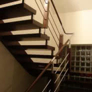 Schody ½ z podestem