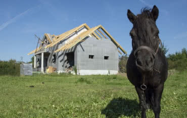 Czy ekologiczne podejście do branży budowlanej to moda czy konieczność?