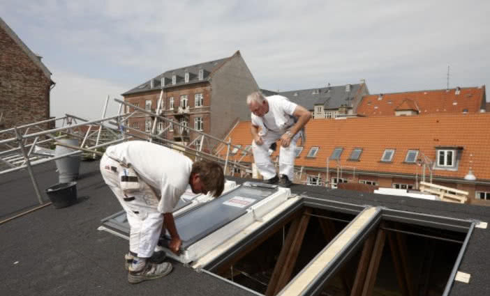 Wymiana okien ważnym elementem kompleksowej modernizacji budynków i strategii walki ze smogiem