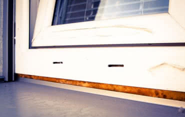 Okno i drzwi na lata? Wybierz dobry montaż!