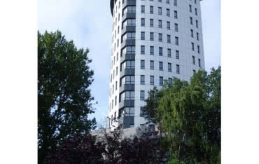 Okna Vetrex w luksusowym apartamentowcu - Lighthouse