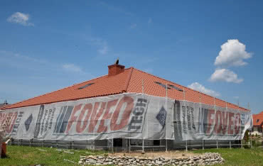 Jesienno-zimowe prace przy elewacji z pomocą FOVEO TECH