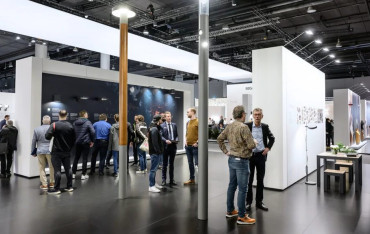 Co zmieni się w architekturze i technologii budynków do 2030? Targi Light + Building pokazują kierunek