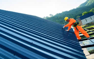 Co ile kłaść łaty pod blachę trapezową?