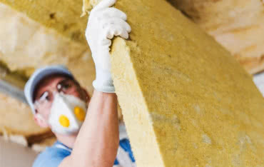 Jak ocieplić dach skośny? Praktyczny poradnik