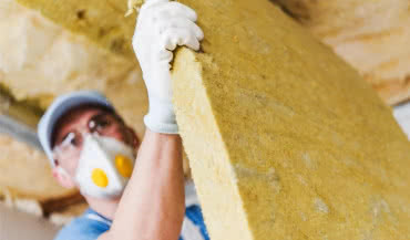 Jak ocieplić dach skośny? Praktyczny poradnik