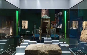 Firma Guardian dostarcza szkło Clarity™ na potrzeby wystawy egipskich eksponatów w Paryżu