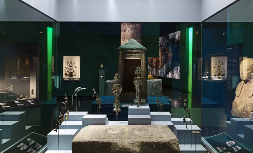 Firma Guardian dostarcza szkło Clarity™ na potrzeby wystawy egipskich eksponatów w Paryżu