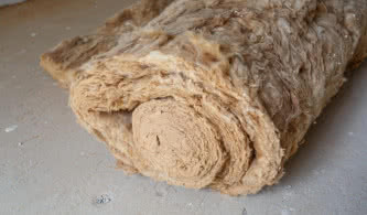 Zastosowanie mat z wełny mineralnej – efektywna izolacja krok po kroku