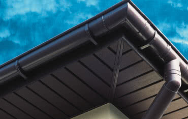 Podsufitka trzypanelowa - efektywne wykończenie dachu