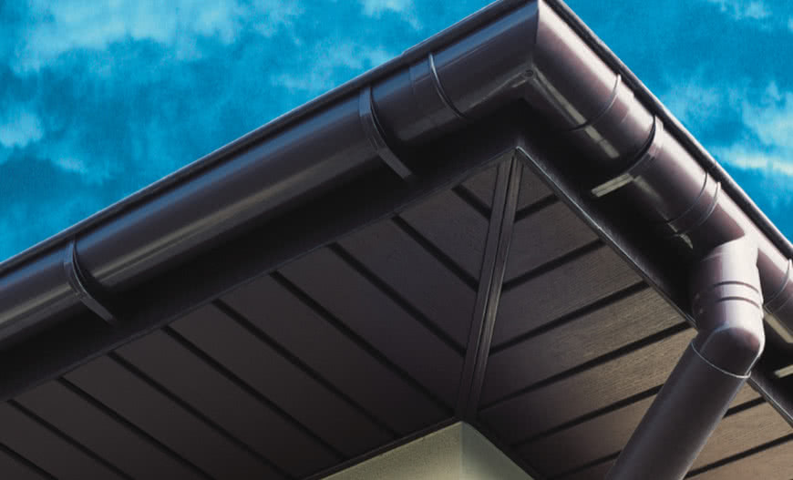 Podsufitka trzypanelowa - efektywne wykończenie dachu