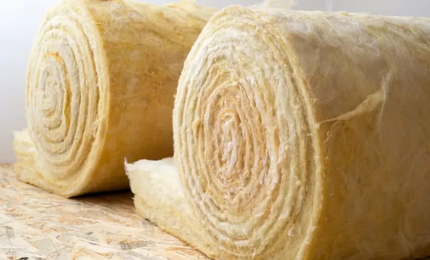 Ocieplanie dachu skośnego wełną mineralną - wady i zalety