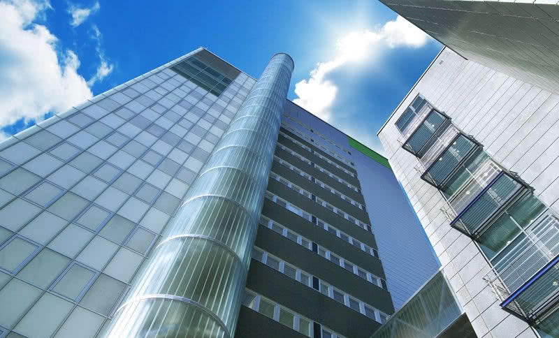 RUUKKI HIARC - Nowa wspólna nazwa powłok stalowych okładzin elewacyjnych RUUKKI