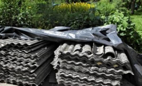 Problemy z usuwaniem azbestu