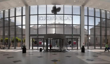 Zintegrowane żaluzje międzyszybowe w nowej Galerii Siedlce