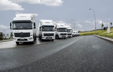 Specjalistyczne auta do przewozu przeszkleń wielkogabarytowych we flocie Vetrex