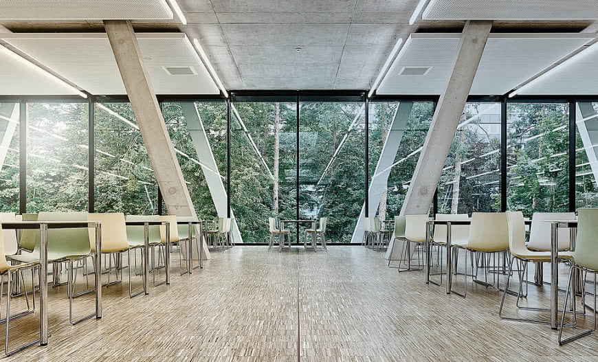 Elementy konstrukcyjne Schöck – jak usprawnić budowę stropu żelbetowego?