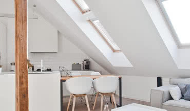 Kuchnia na poddaszu – jak ją urządzić? Poradnik