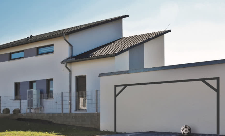 Uszkodzenia mechaniczne elewacji – jak skutecznie chronić strefy cokołowe i wejściowe?