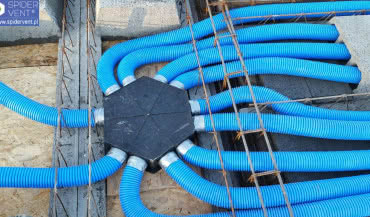 Montaż systemu SPIDERvent w stropie Teriva