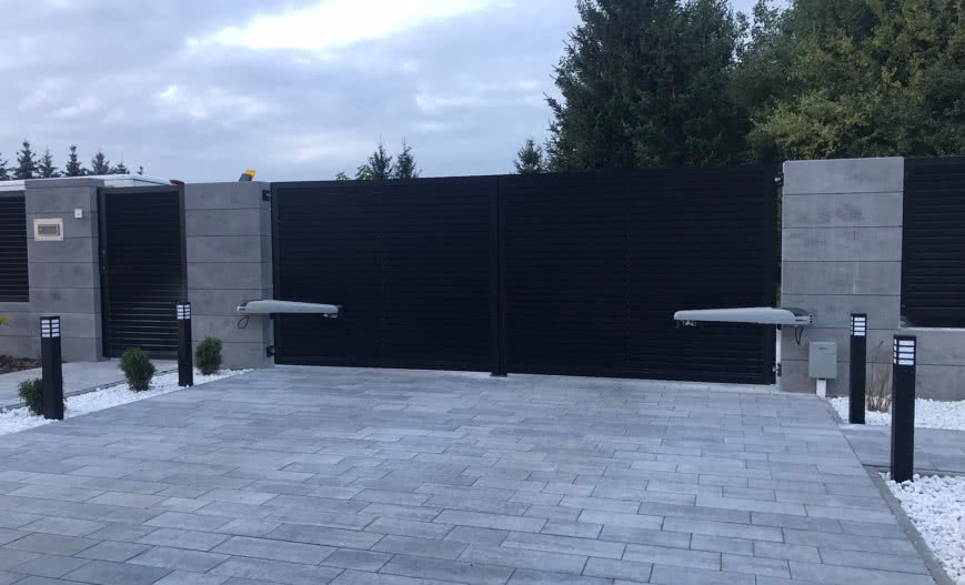 Brama automatyczna a rachunki za prąd - czy warto się martwić?