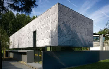 Płyty elewacyjne na docieplenia ścian zewnętrznych